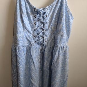 Torrid lace up floral dress